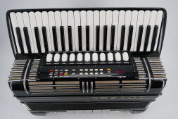 Hohner Morino IV S 120